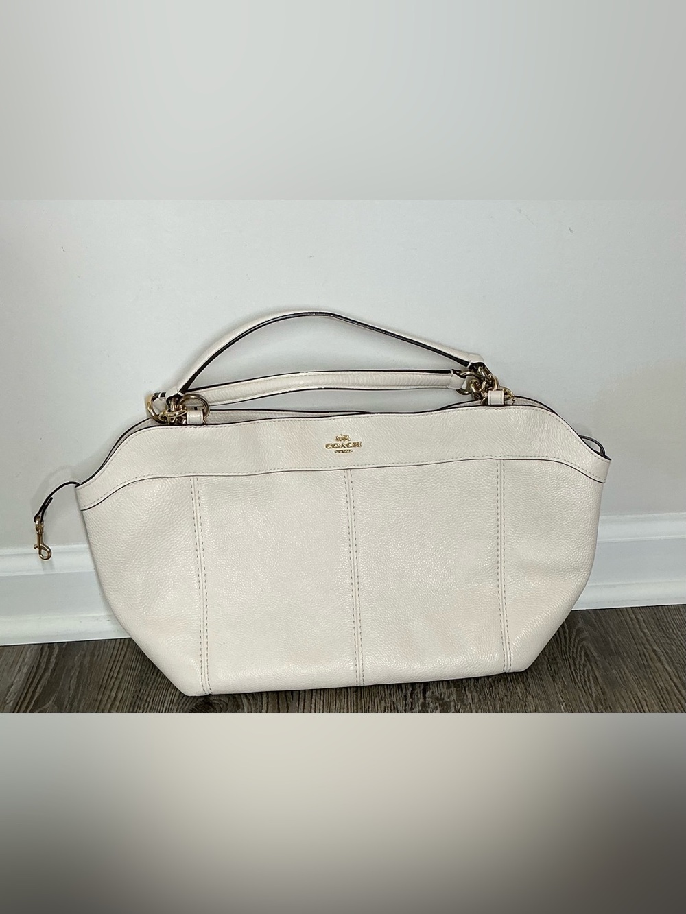 Coach Lana 23 Shoulder Bag Chalk White Pebbled Leather Hobo